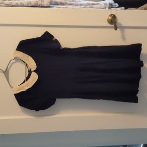 Peter pan collar dress